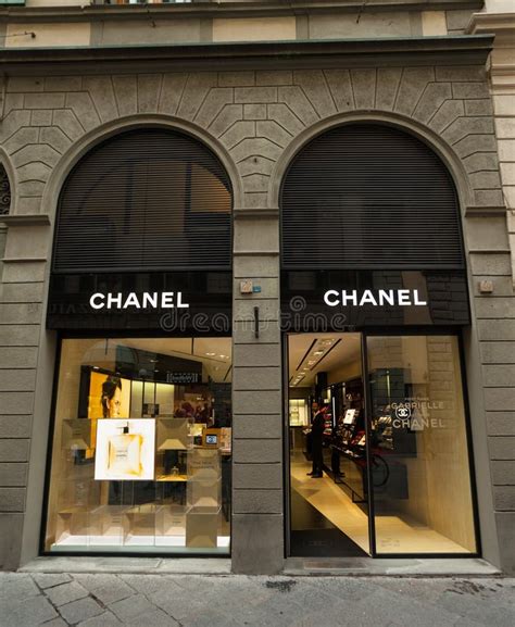 where to buy chanel classic in italy|chanel store in florence italy.